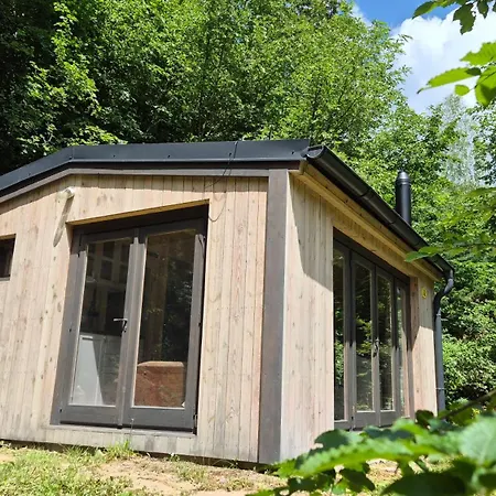 Ferienhaus Chaticka Pod Skalou - Cozy Off Grid Solar Beroun (Central Bohemian)