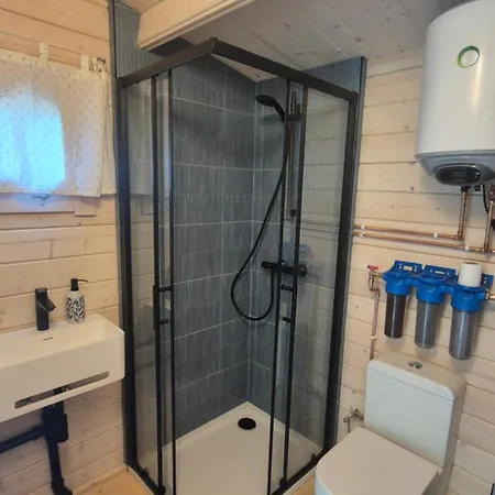 Chaticka Pod Skalou - Cozy Off Grid Solar