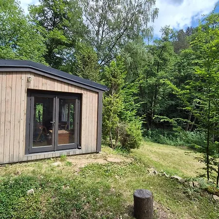Chaticka Pod Skalou - Cozy Off Grid Solar Beroun (Central Bohemian)