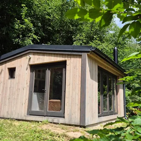 Chaticka Pod Skalou - Cozy Off Grid Solar