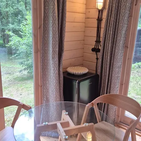 Chaticka Pod Skalou - Cozy Off Grid Solar Beroun (Central Bohemian)
